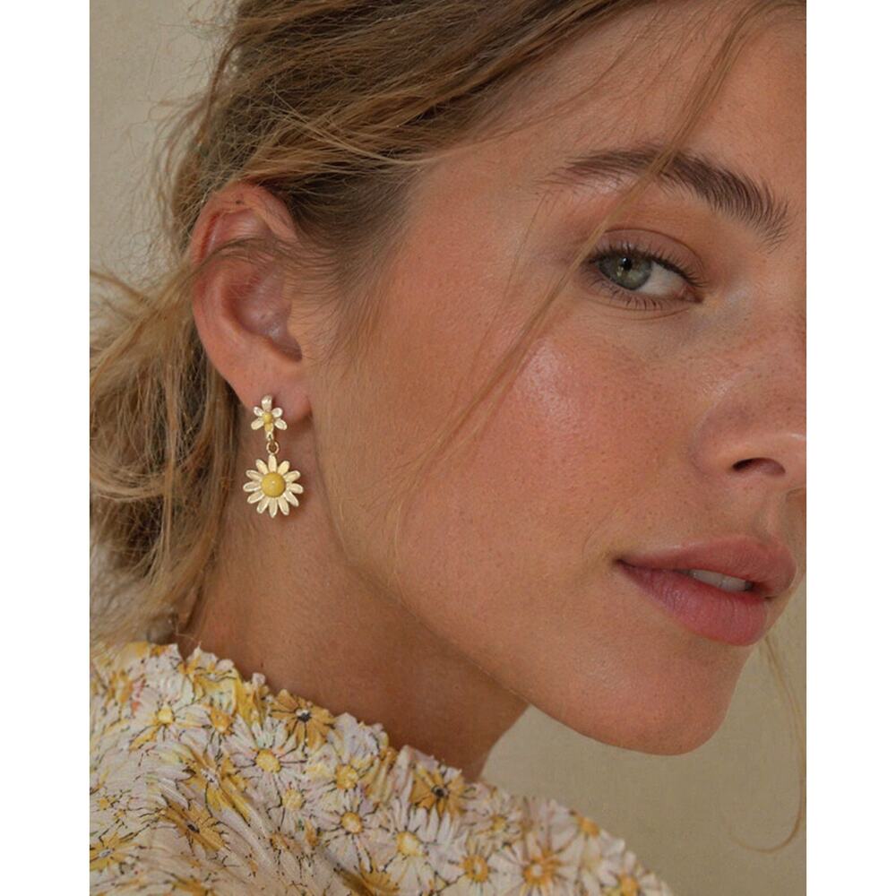 Weiss Sunflower Earrings 1950s Clip Estate Rare Vintage 1960s